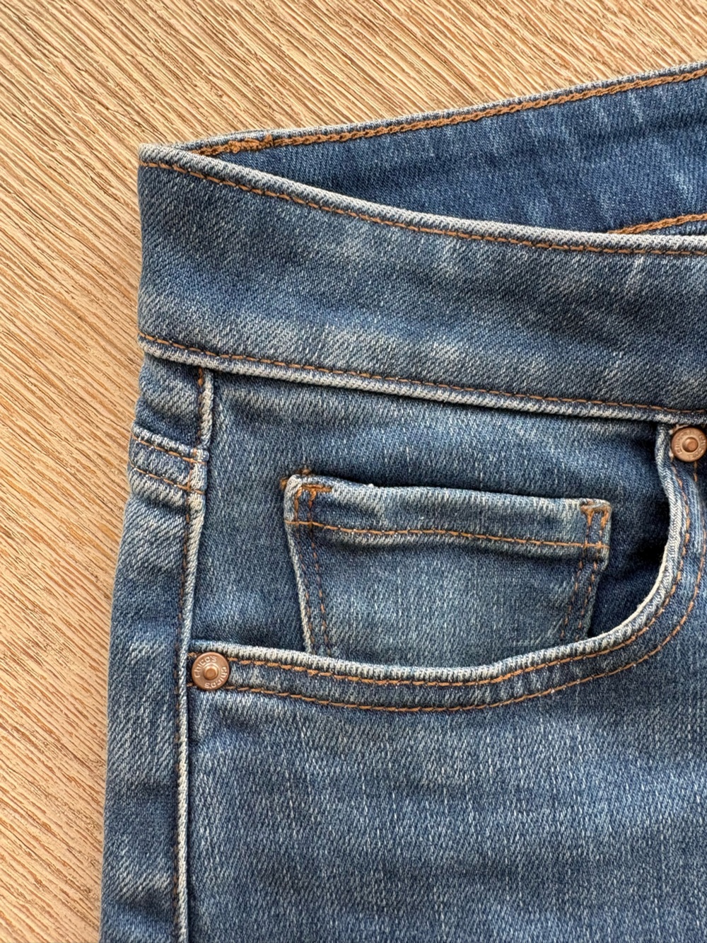 Chico’s Wide-Leg Cropped Jeans - Picture 5 of 9